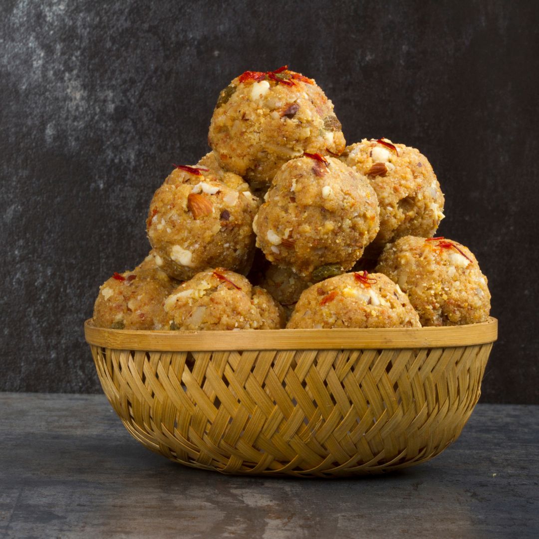 Mahua Gond Ghee Ladoo