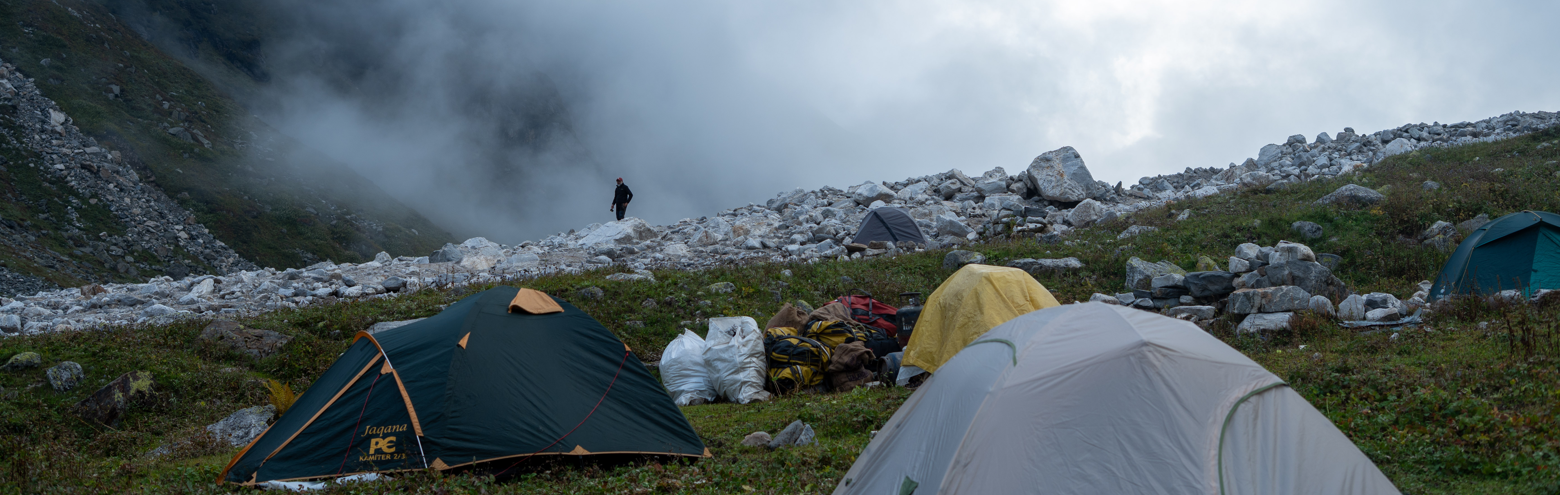 Snow-covered Himalayan mountains symbolizing rugged terrain, endurance, and adventure-ready products from Advenom